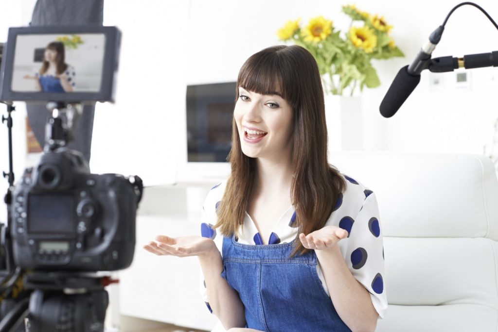 girl making a video